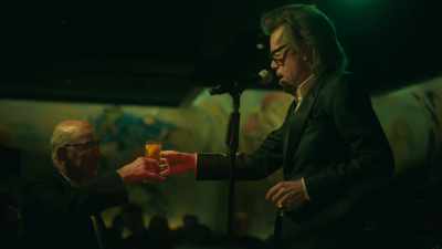 - Oh, Thomas!
- Did he say that? - Personality Crisis: One Night Only