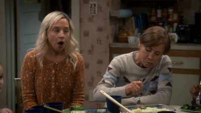 Oh, uh,
Beverly Rose needs some shoes. - The Conners
