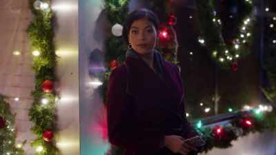 Oh, uh… - I'm Glad It's Christmas