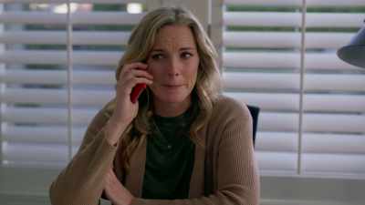 - Oh! Uh, hi. Uh..
- Hi. - Deadly Secrets