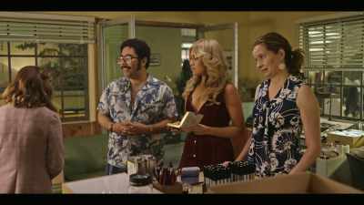 - Oh.
- Uh, Jo-- - Minx