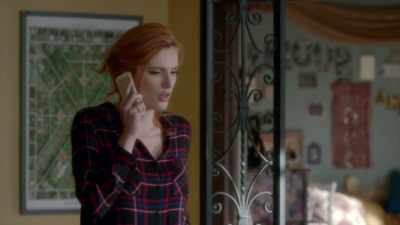 Oh! Uh, okay. - Famous in Love