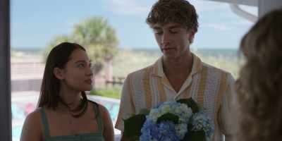 - Oh.
- Um, uh, you have to know - The Summer I Turned Pretty