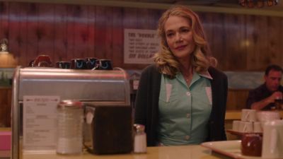 Oh, w-when you
flew off the windshield, - Twin Peaks