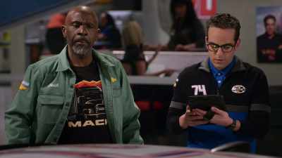 Oh, wait, no, I know this.
It's that lady from Seinfeld. - The Crew