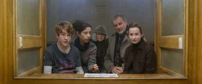 - Oh.
- We think the thief you saw - Paddington 2