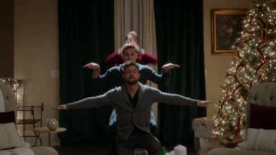 Oh, well done. Yes. - Three Wise Men and a Baby