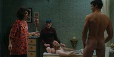 Oh! Well, you obviously
didn't find a towel! - Frank of Ireland