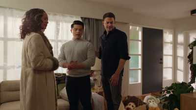 Oh, well, uh... we have
some big news. - Christmas on Cherry Lane