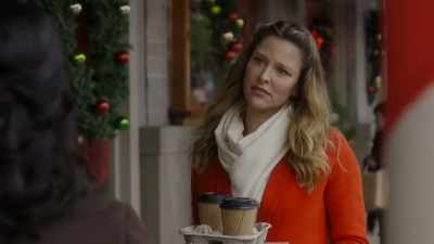 Oh. Well, what happened
to Blue Christmas Elvis? - A Christmas Miracle for Daisy