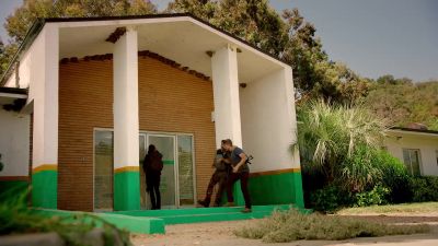 Oh, what the hell you guys are doing? - The Last Ship