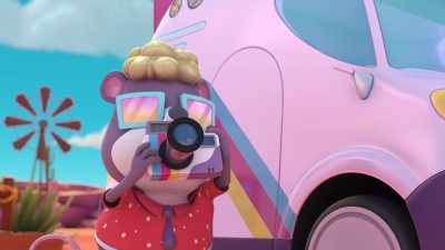-Oh! What's happening? Whoa!
-[camera clicks] - The Creature Cases