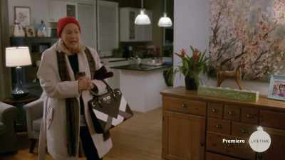 Oh and Whitney could you bring
the ornaments for the tree? - Christmas Lost and Found