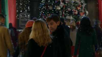 - Oh, who's it for?
- Uh, Lloyd Industries. - Much Ado About Christmas