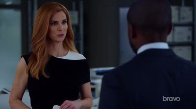 Oh, this would be so
much easier if you just... - Suits