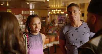 Oh, she would kill me if I didn't get
a photo with you. Do you mind? - #RealityHigh