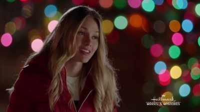 - Oh, wow...
- Isn't it something? - Return to Christmas Creek