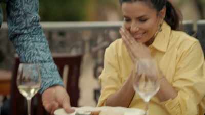 - Oh, wow. - Eva Longoria: Searching for Mexico