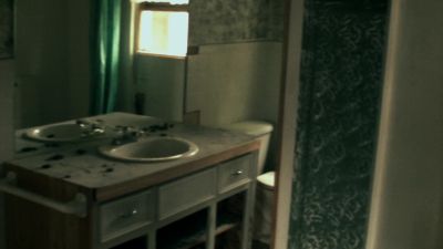 Oh wow there's the bathroom - Playback