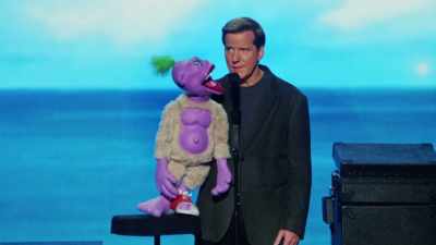 Oh yeah.
Boom girl whoa-whoa - Jeff Dunham: Me The People