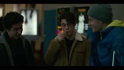 -Oh yeah?
-[chuckles] - Grand Army