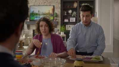 -Oh yeah, it happened to us.
I thought it was a sign. - The Wedding Contract