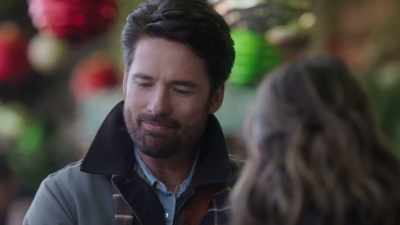 Oh yeah. Hit me with those digits
and I'll put them in my phone later. - Our Holiday Story
