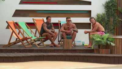 ‐Oh, yeah.
‐(LAUGHTER) - Love Island