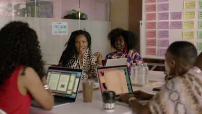 - Oh, yeah.
Like a sassy, gay black dude - Twenties