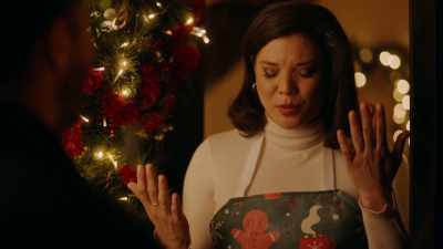 - Oh, yeah.
- Oh! That is so emb-- - Mom's Christmas Boyfriend