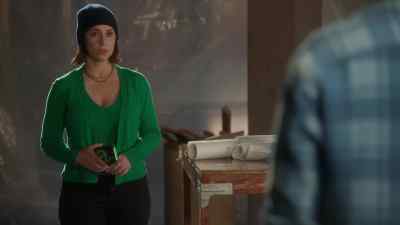 - Oh.
- Yeah. - The Holiday Junkie