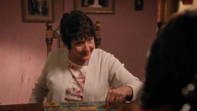 Oh, yeah. That reminds me. - Jane the Virgin