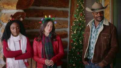 - Oh, yeah, that'd be awesome.
Can we, dad? - Mistletoe in Montana