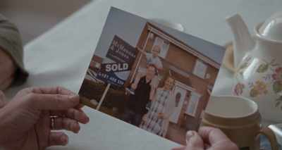 - Oh, yeah.
- We had the mortgage, everything ready. - Sorry We Missed You