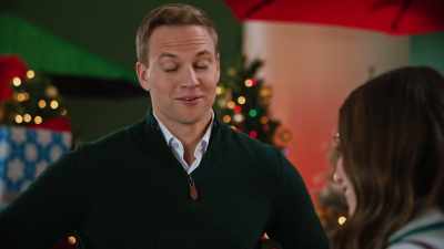 Oh, yeah,
with the Jingle Bell Jubilee - The Jinglebell Jubilee