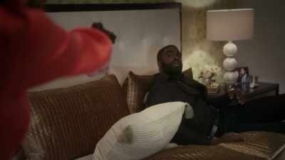 - OH, YEAH?
- YEAH, BECAUSE I CAME HOME, - Tyler Perry's The Oval