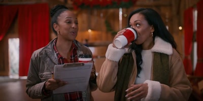 - Oh, yes! Everyone was sticky
and smelling like peppermint - Christmas with a Kiss