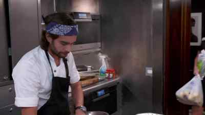 - Oh, yes!
Thank you, Hannah. - Below Deck Mediterranean
