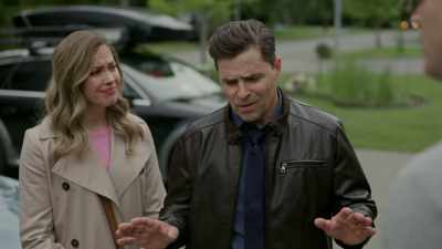 - Oh.
- You came out here - Nelly Knows Mysteries: A Fatal Engagement