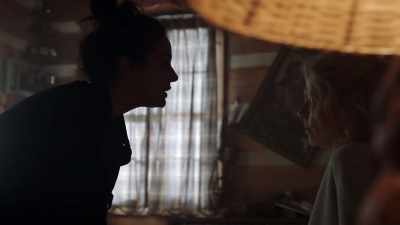 -Oh.
-You need to be still, - The Passage