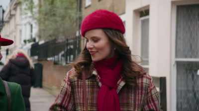 Oh, you'll never guess - Christmas in Notting Hill
