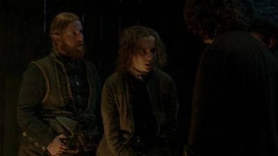Oh, is your arm broken? - Outlander