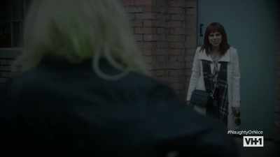- Oh, so you're a...plumber? - The Bitch Who Stole Christmas