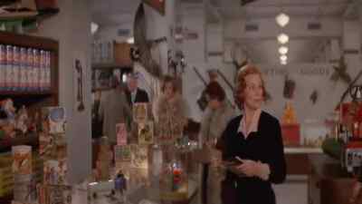 - Oh, so you're from Georgia.
- Yes, ma'am. - Mame