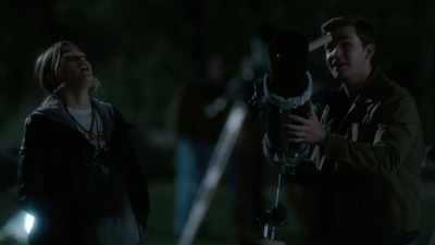 - Ohh.
- Okay. C'mere. Take a look. - Beyond