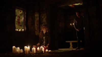 Ohto eestenay as vazat. - The Vampire Diaries