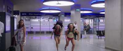 Oi Give me back my bum bag - The Spy Who Dumped Me