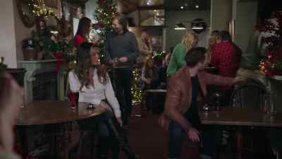 Oi, I thought we had
a good thing going here, Ron. - Christmas at Plumhill Manor