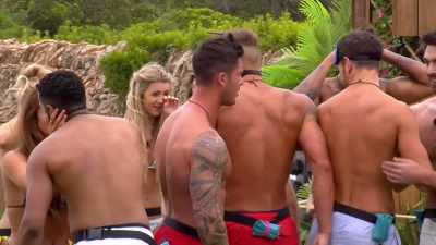 Oi, oi! (LAUGHS) - Love Island