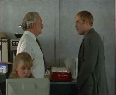Oi, what are you doing? - A Touch of Frost